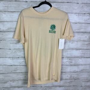 Urban Outfitters Repurpose Earth Day Every Day Cream T-Shirt Size Large
